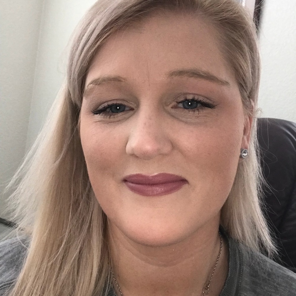 Meet your Posher, Bobbijo